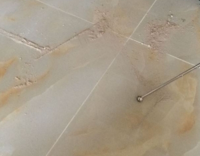 庄浪瓷砖空鼓维修公司分享粘合剂选择不当在瓷砖铺贴过程中可能导致以下问题